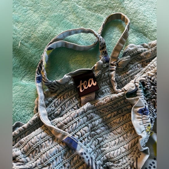 Super cute Tea Collection one piece romper with fish motif sz 8 - Picture 5 of 6